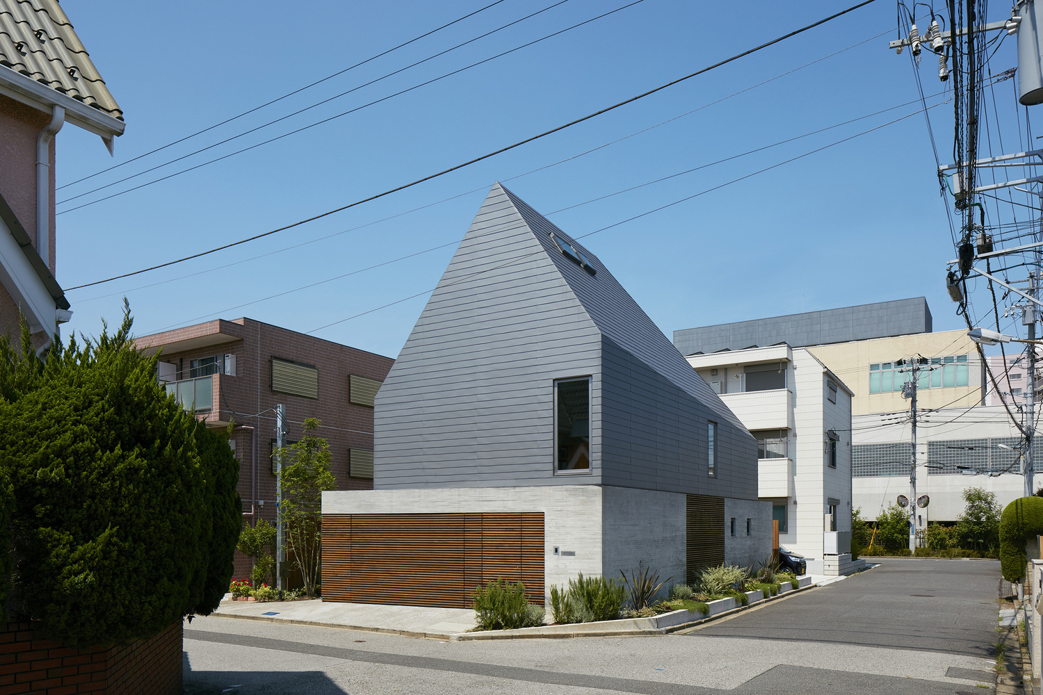 东京郊区 U 型住宅,传统与现代的完美融合-23