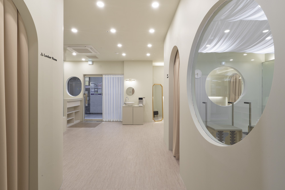 粉色点缀的 41 平米私人健身会所-7