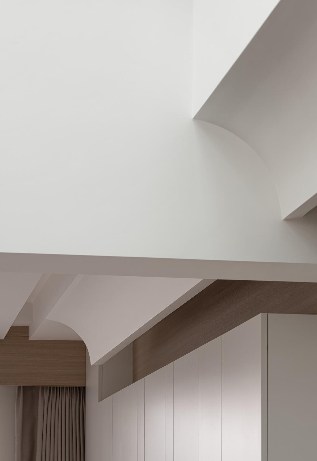 光线与空间的完美融合 · 顶楼平层住宅的创新设计-76