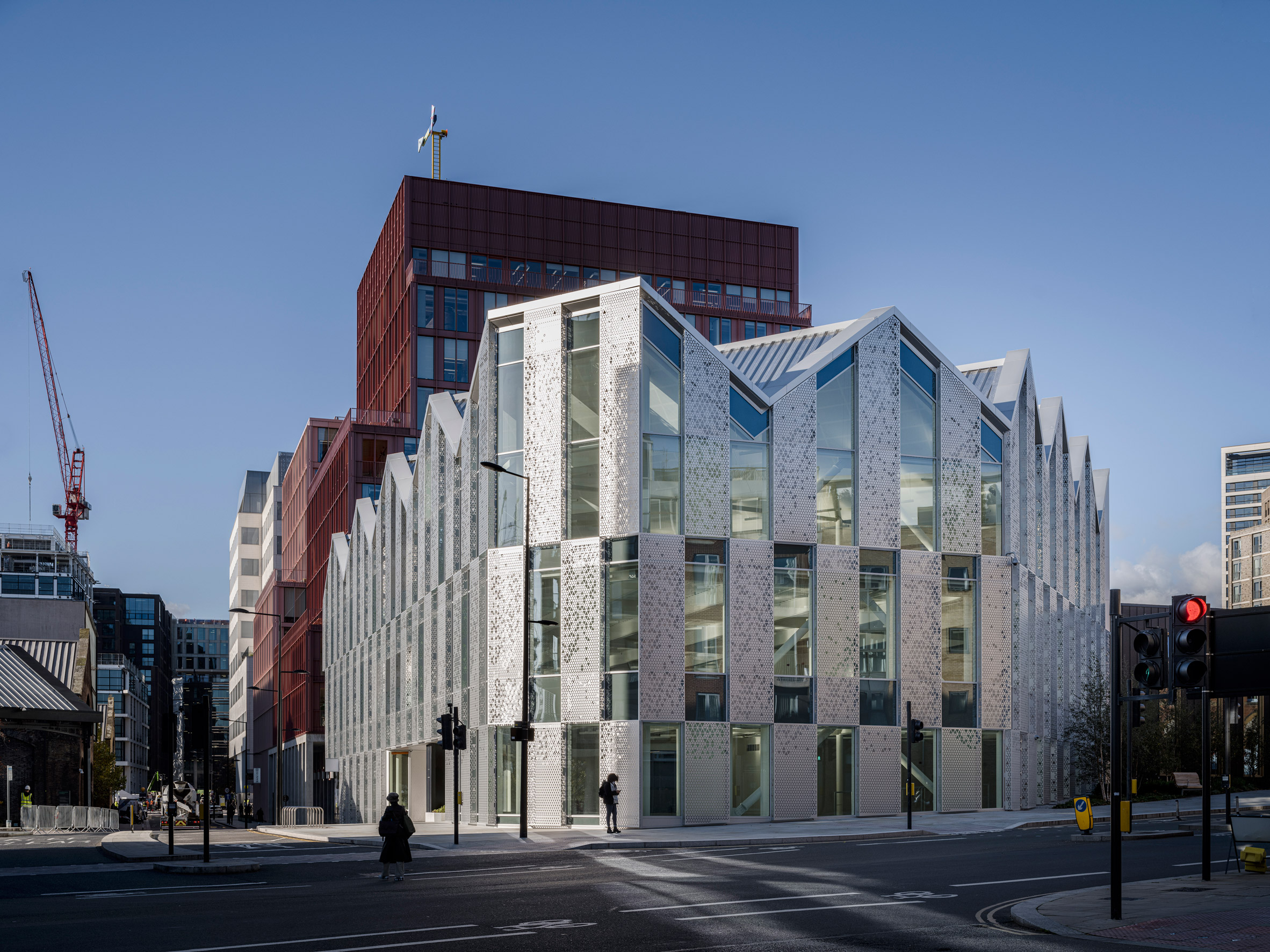 伦敦 King's Cross 新地标 | 工业风办公楼致敬历史-3