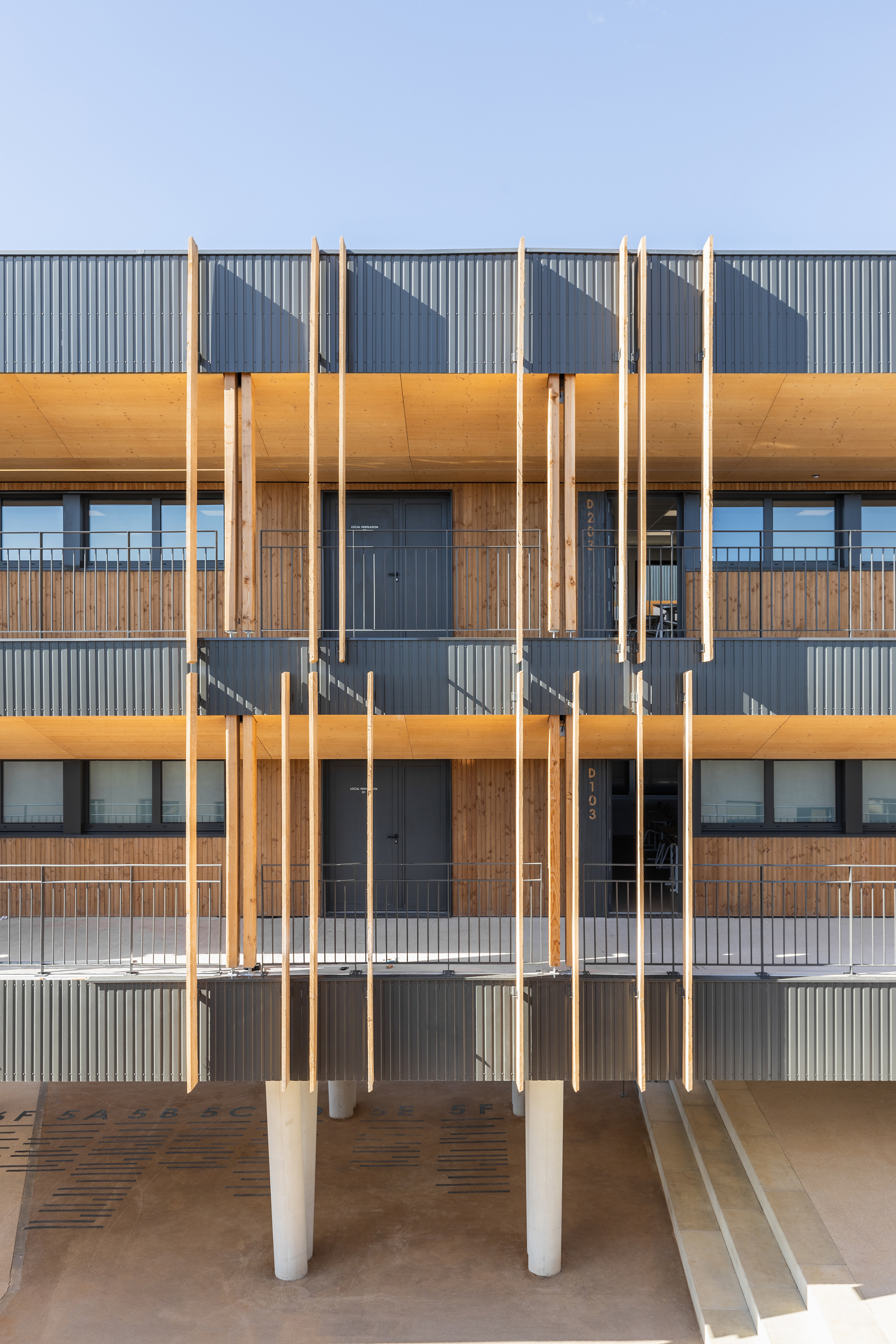 Port Marianne 中学丨法国蒙彼利埃丨A+Architecture 和 AMG Architectes-28