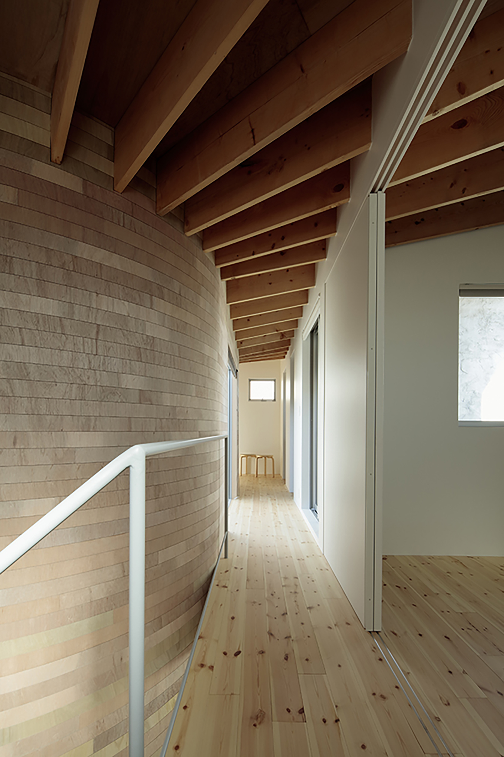 Stillness and motion | International Royal Architecture-24