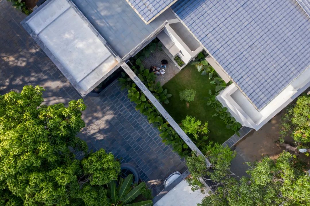 印度现代主义私人住宅设计丨i2A Architects-34