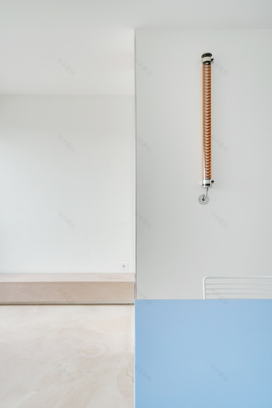 巴黎 70 年代公寓的粉色梦幻改造-26