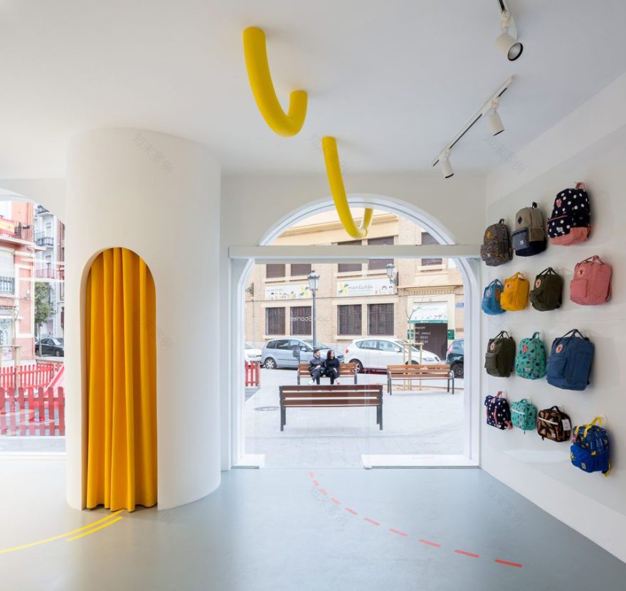 西班牙“小故事”概念鞋店 CLAP Studio-19