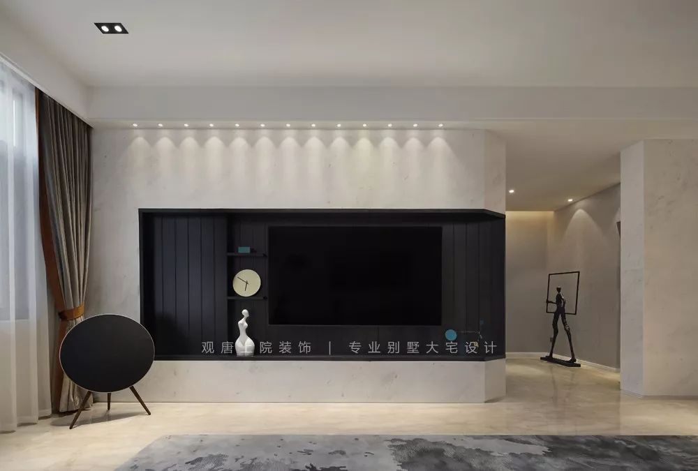 夏宇航打造龙世西湖湾 650㎡私宅,现代简约旋转楼梯成设计亮点-24