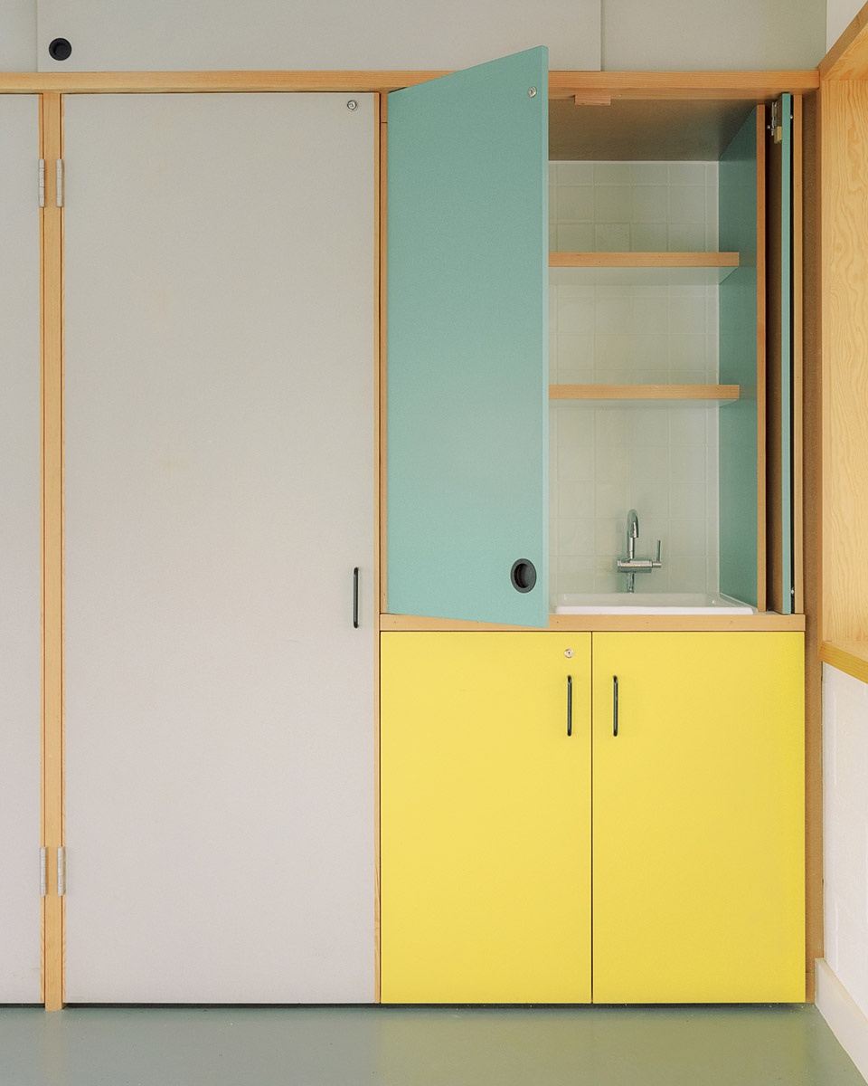 伦敦 Surrey Docks 城市农场建筑翻新,打造河畔“温室”教育空间-34