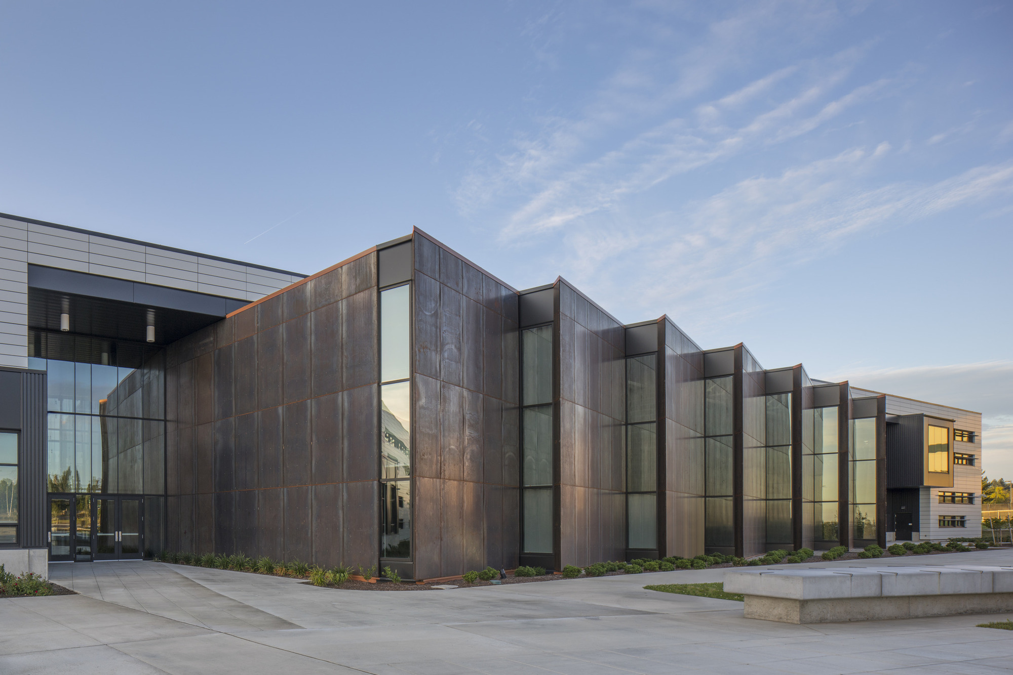 美国探索高中丨DLR Group-40