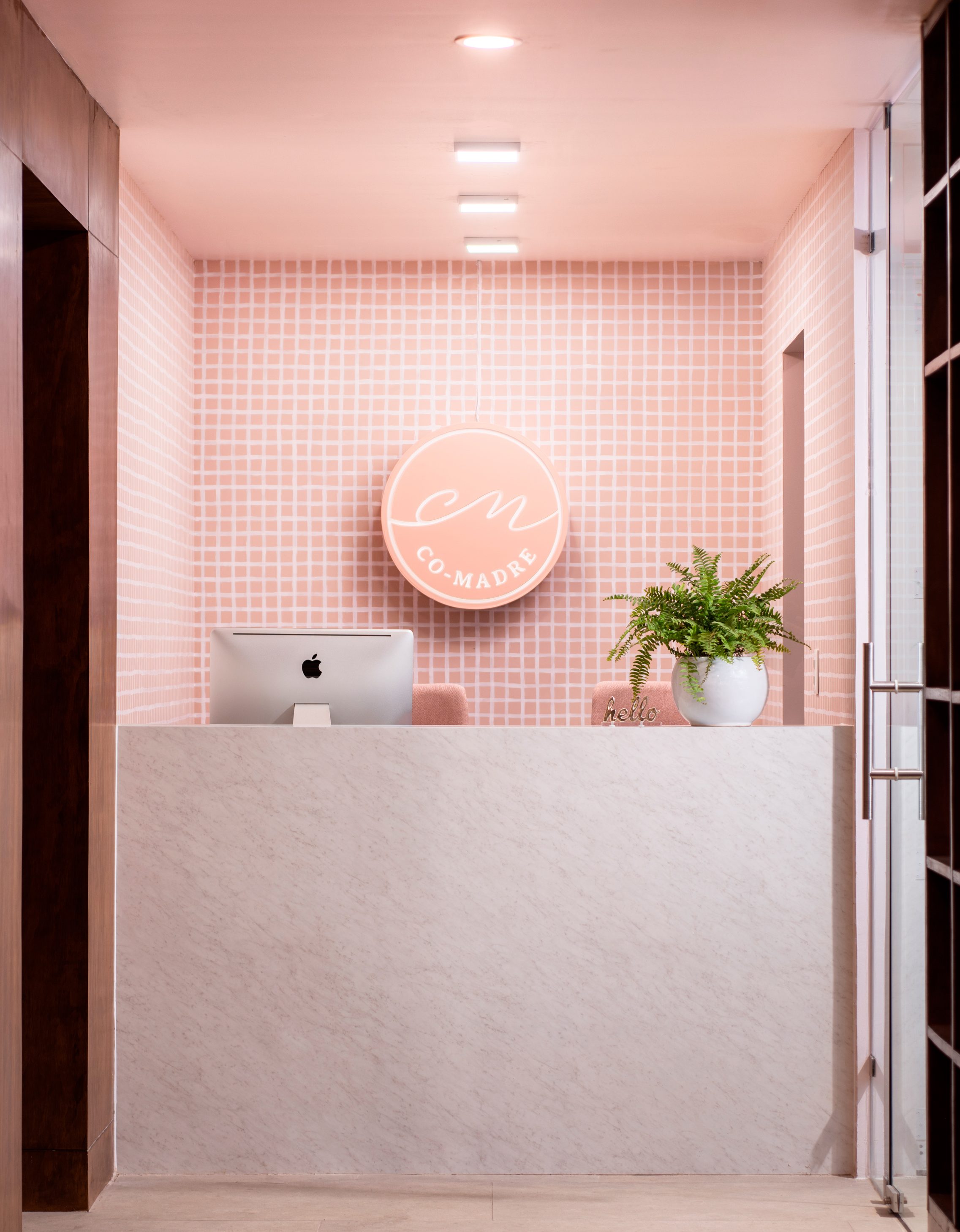 科玛德雷——右手室内装饰公司（这里假设Diestra Interiorismo是一个室内装饰相关公司名称，Diestra本意为右手的 ，Interiorismo意为室内装饰；Co Madre暂音译 ，因为缺乏相关行业专业对应信息，如果有更具体语境，翻译可能更精准） -6