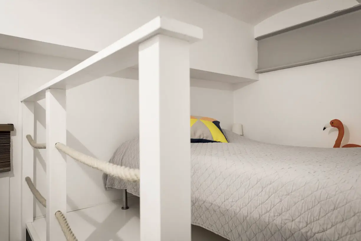 瑞典工业风公寓 | 湖畔旧厂房的华丽转身-15