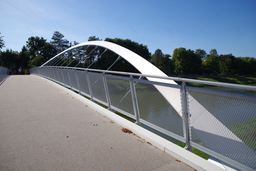 尼特拉河自行车桥丨斯洛伐克尼特拉-18