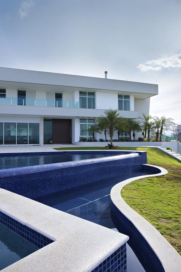 巴西 MG 州 Farkasvölgyi Arquitetura 设计的多功能住宅-6