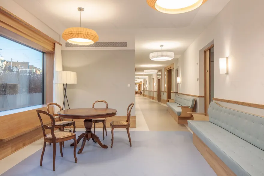 瑞士 Bombach 痴呆症护理之家——和谐融入公园的低层建筑-21