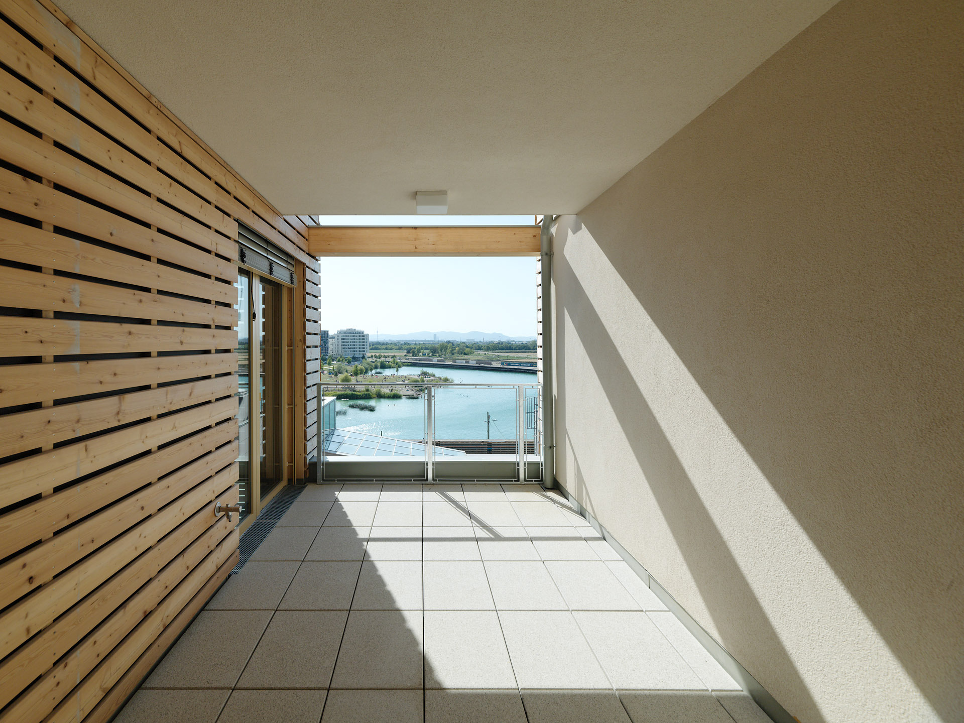 塞博根湖畔公寓论坛丨奥地利维也纳丨heri&salli-36