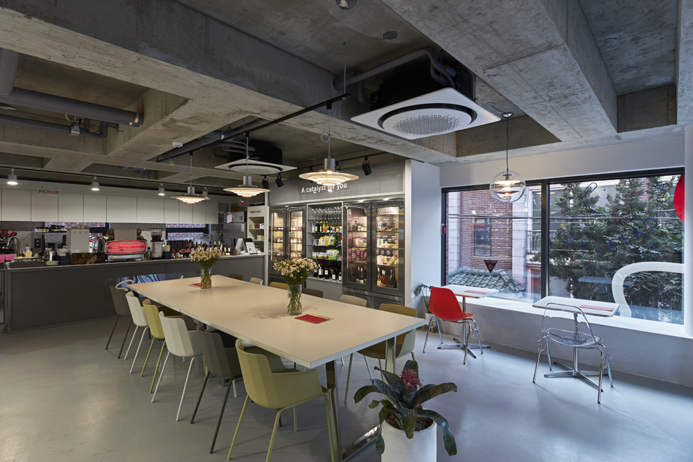 28 坪现代简约风咖啡厅，首尔城东区成寿洞 Brunch 咖啡厅设计-7