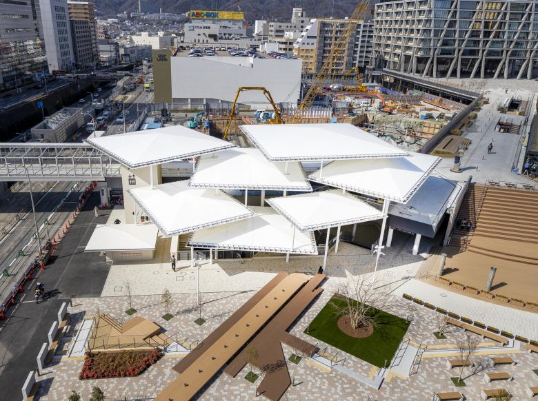 箕面船場阪大前駅エントランス丨日本大阪丨ジオグラフィック・デザイン・ラボ-4