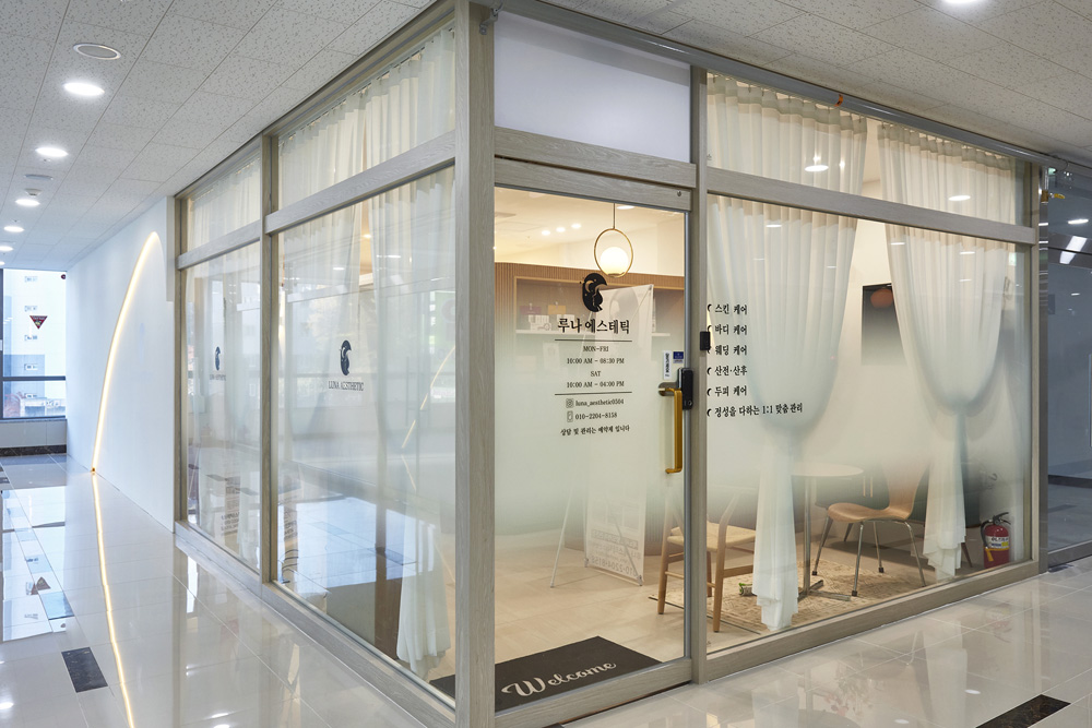 14 平白色木质小空间，极简设计的完美呈现-18