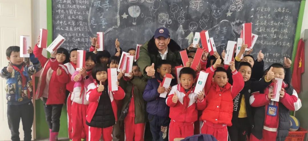 温暖计划,有你有我——IN SPACE·空格设计公司的公益活动-19