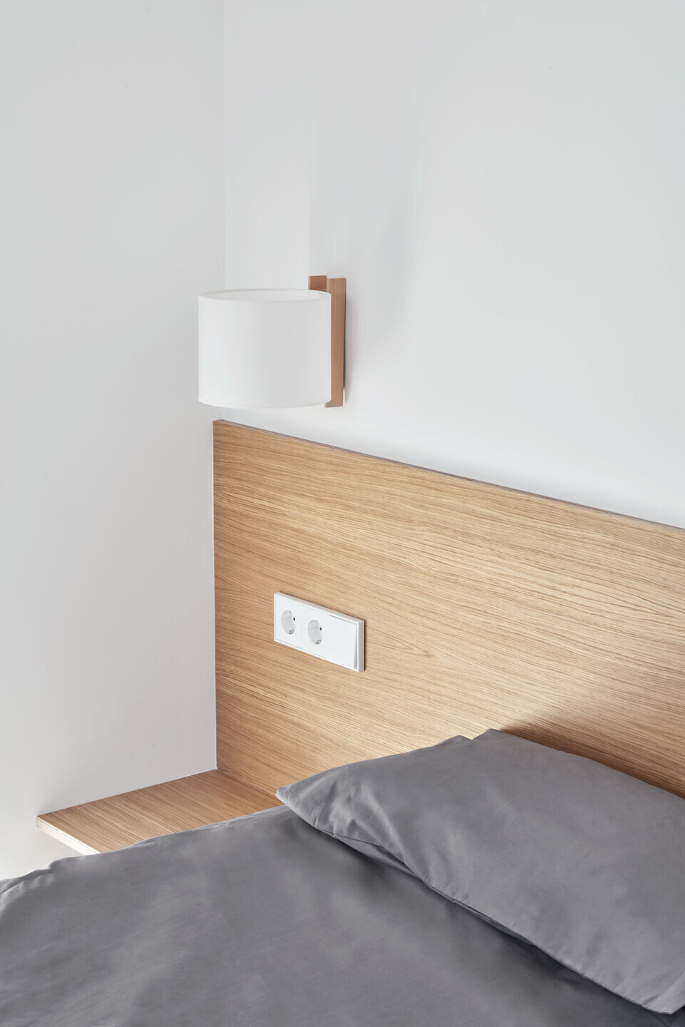 现代全能实验室 · 西班牙巴塞罗那 U 形空间公寓设计丨Allaround Lab-14