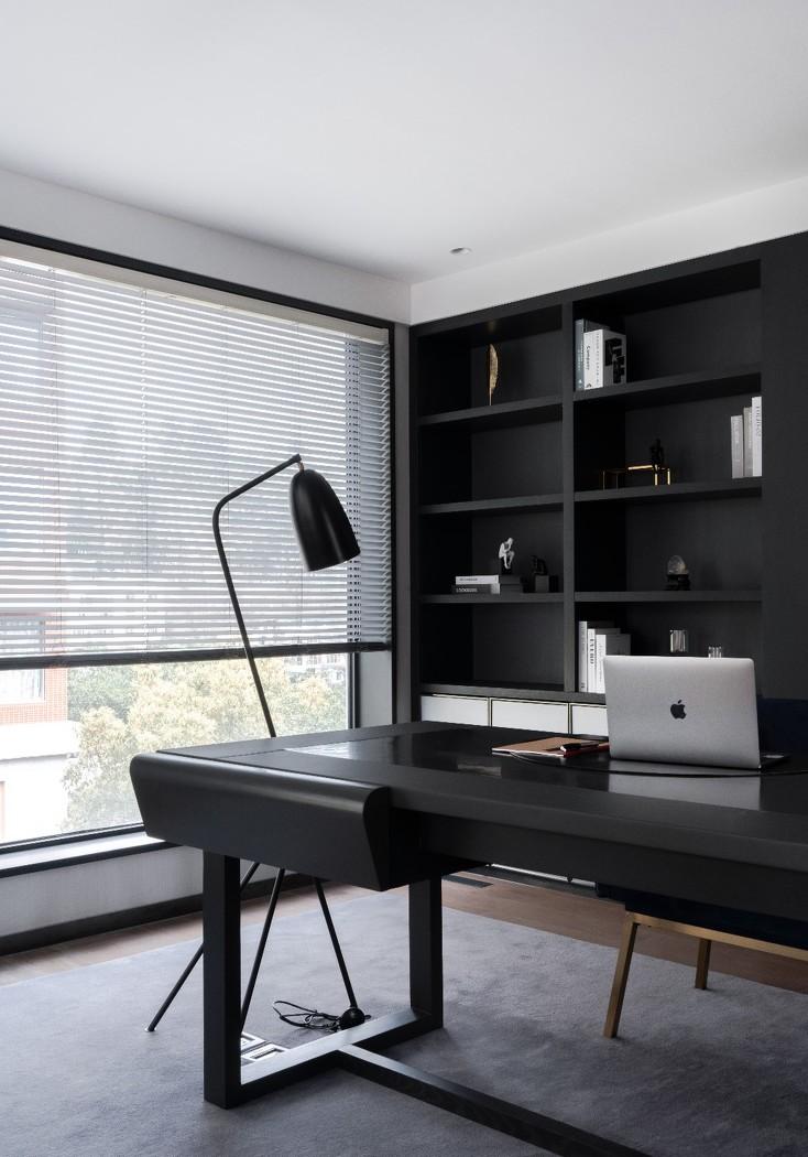 留白的艺术 | 金属与绿色的视觉韵律-39