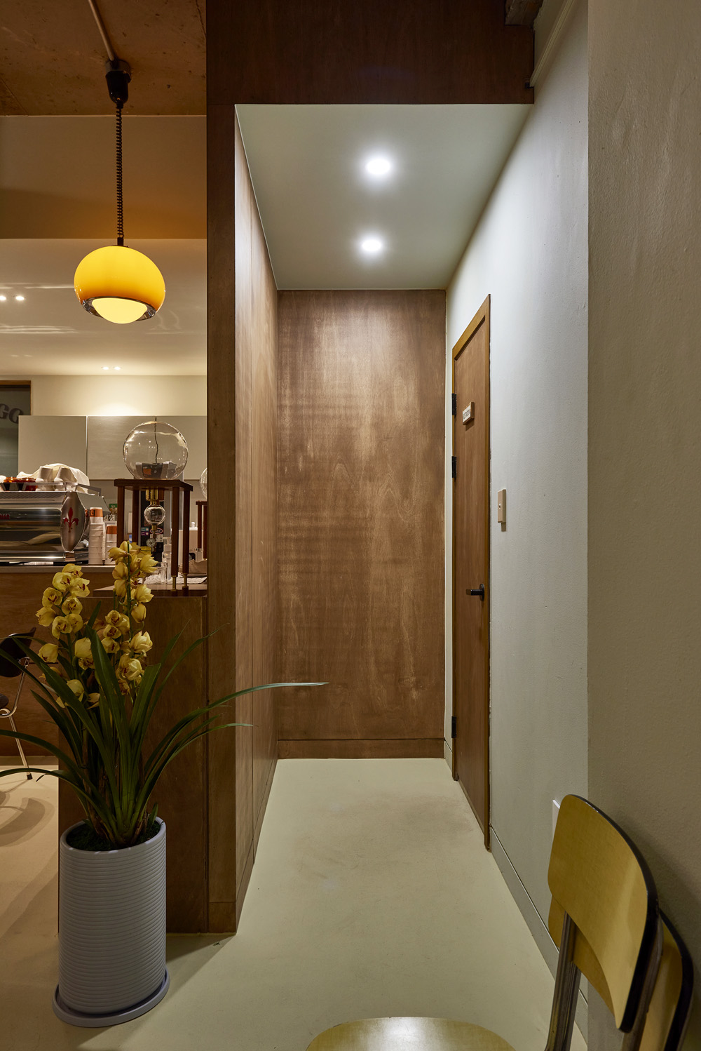 23 坪现代极简咖啡馆设计，打造温馨舒适空间-15