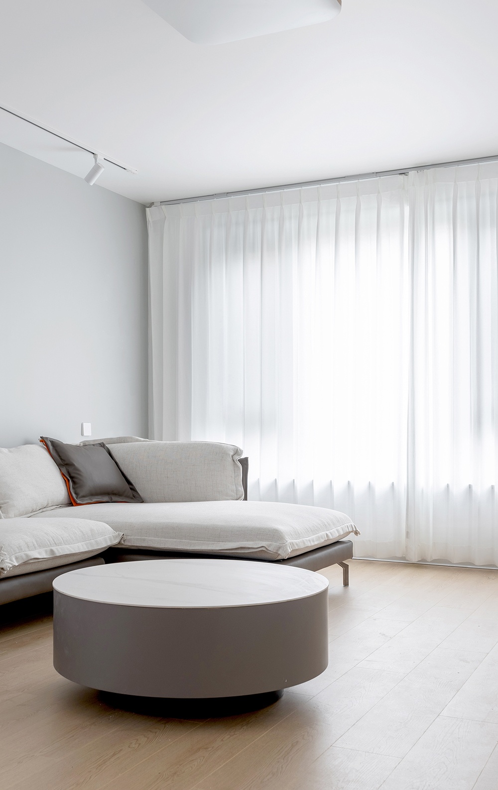 舍弃多余装饰，104㎡适老化简约风，重新定义退休生活本质-2