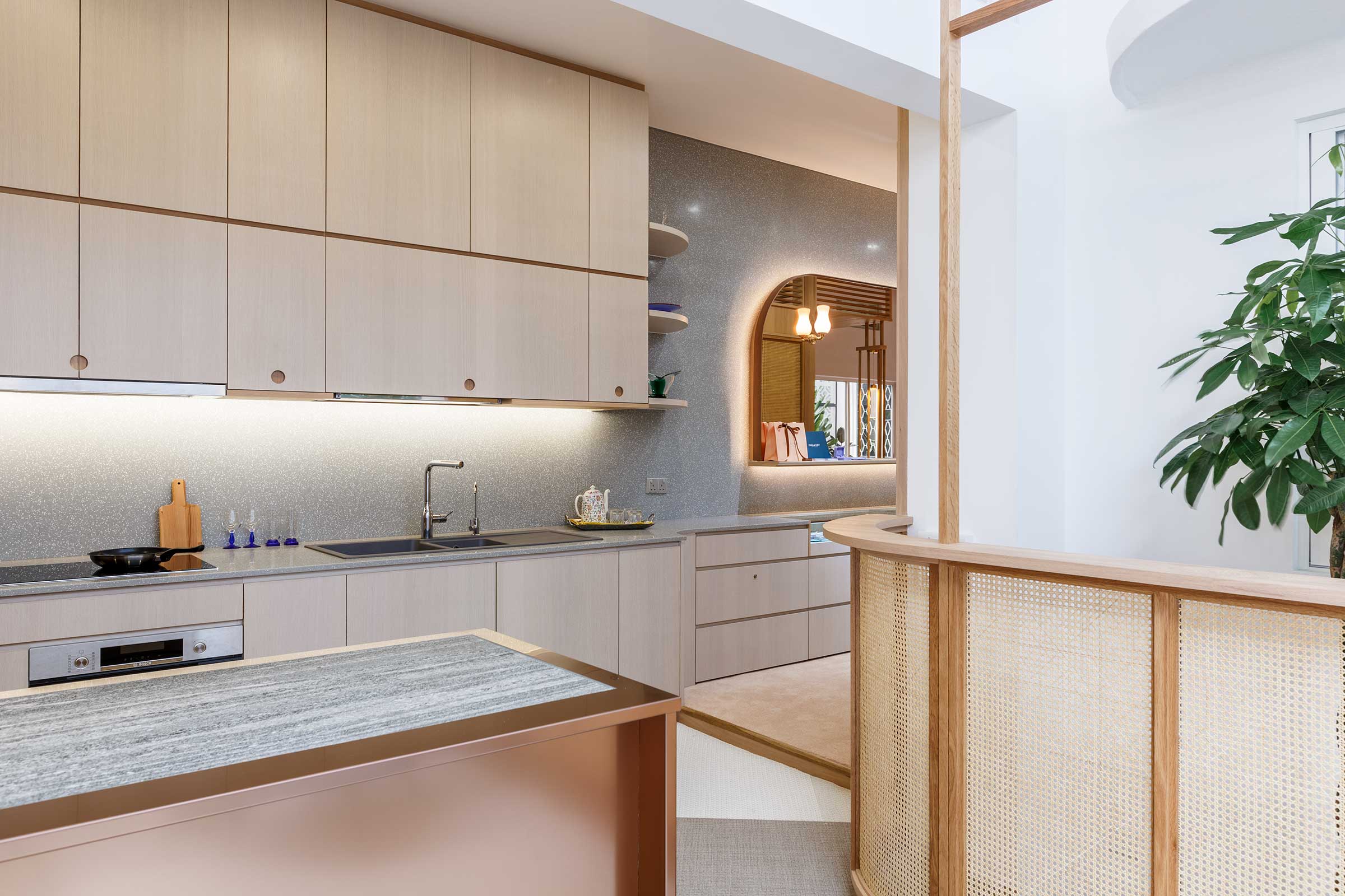 This Home Studio is an Elemental, Sentimental Space — Design Anthology-11