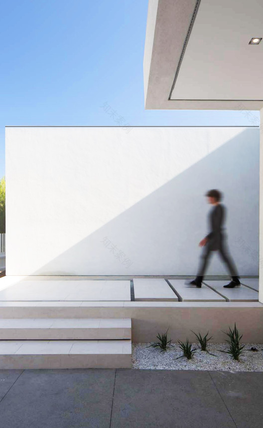 Mirrorhouse XTEN Architecture-3