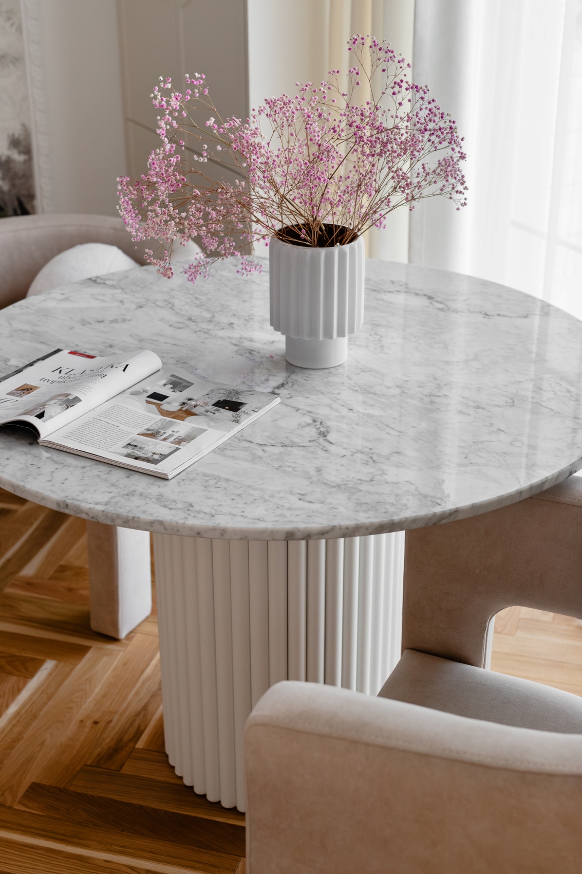 具有艺术灵魂的公寓室内设计-30