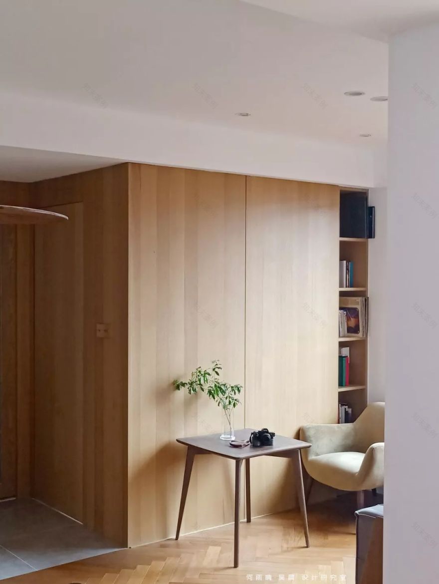 原木自然系家居,打造多才摄影师的温馨生活空间-56