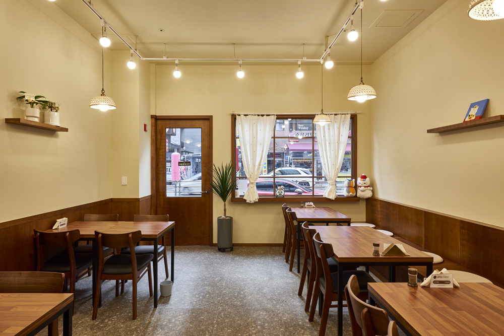 简约清新韩式餐厅设计-8