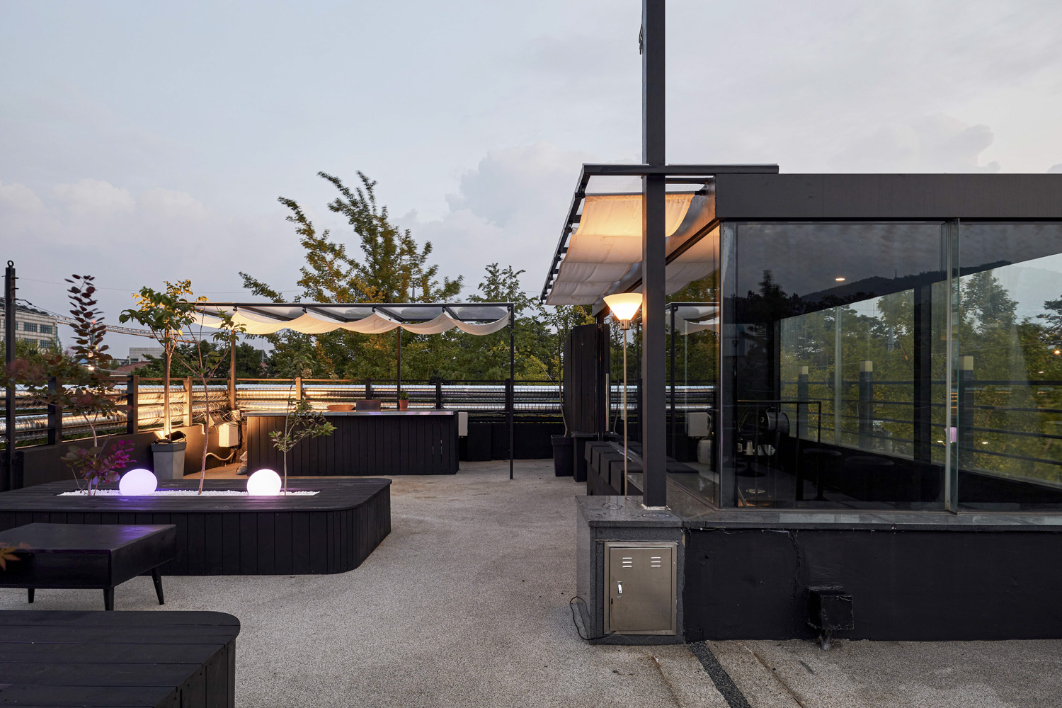 首尔文化餐厅 120 平顶层空间现代设计-19