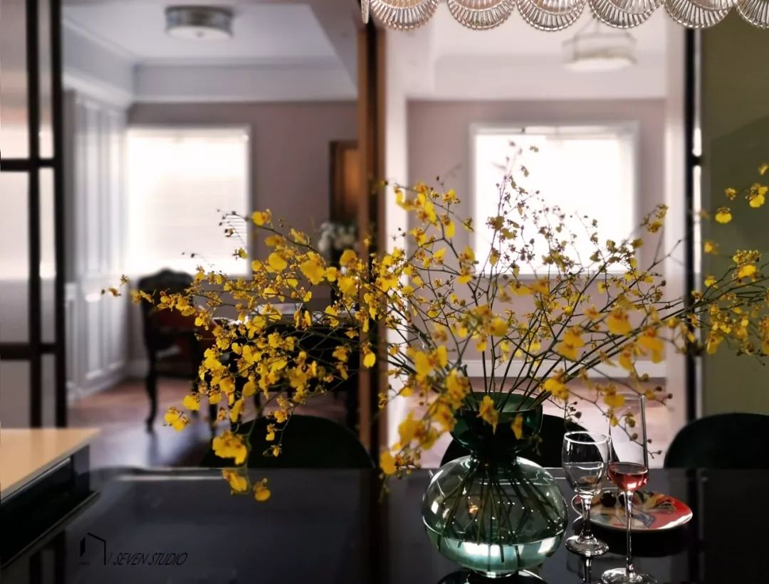 美式轻奢婚房，T 形推拉门点亮空间互动-47