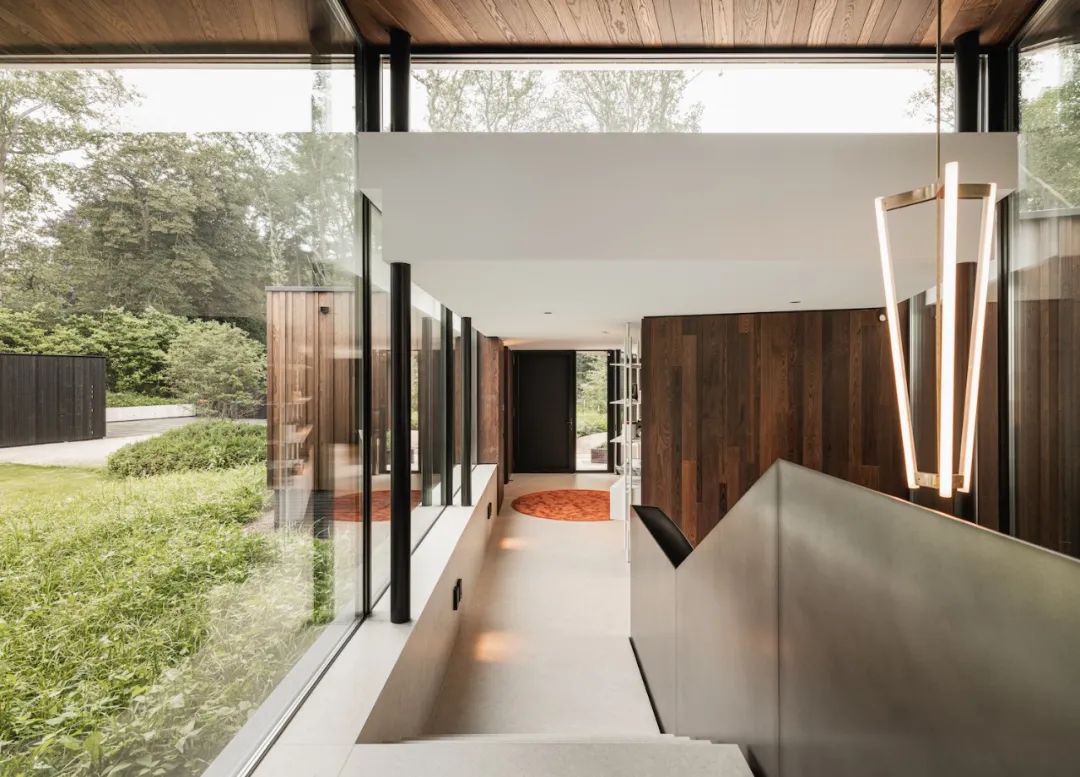 现代极简河畔别墅丨GrantJohnson-6