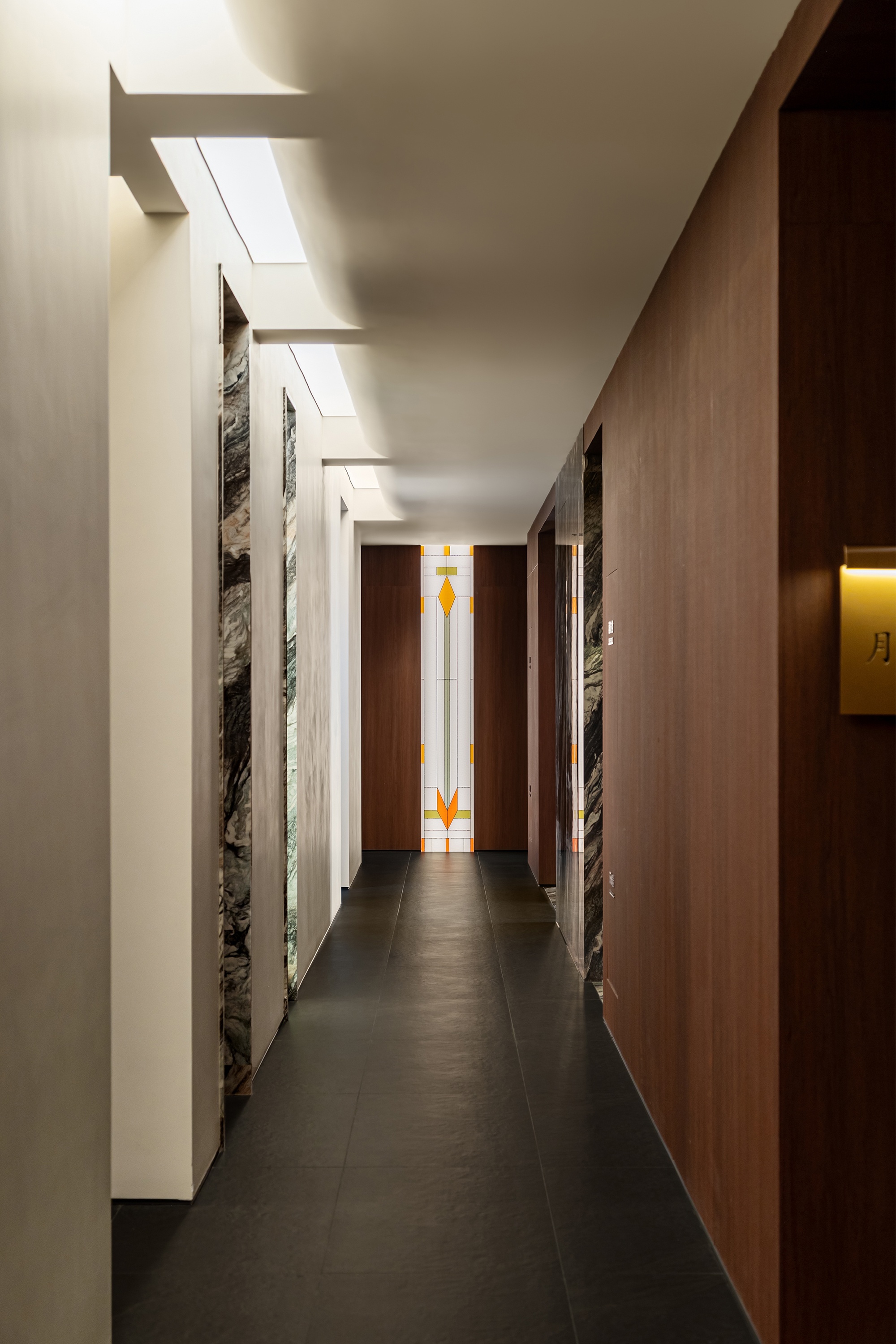 余几千平旗舰店丨戈多设计-25