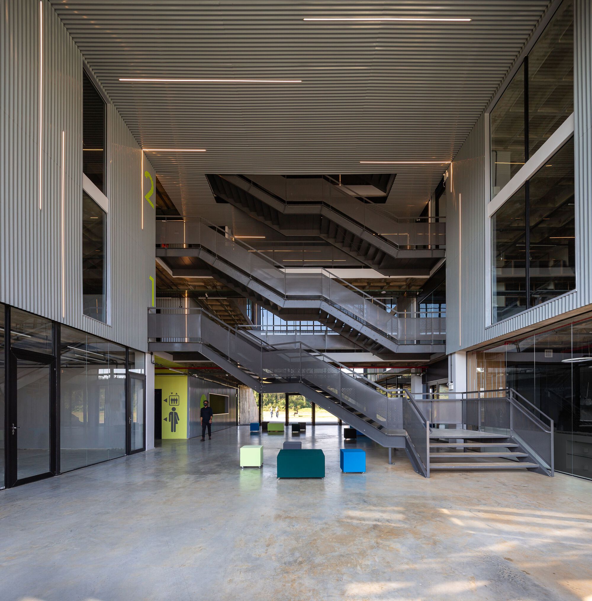 巴西 Joinville 科技园的绿色智能建筑设计-3