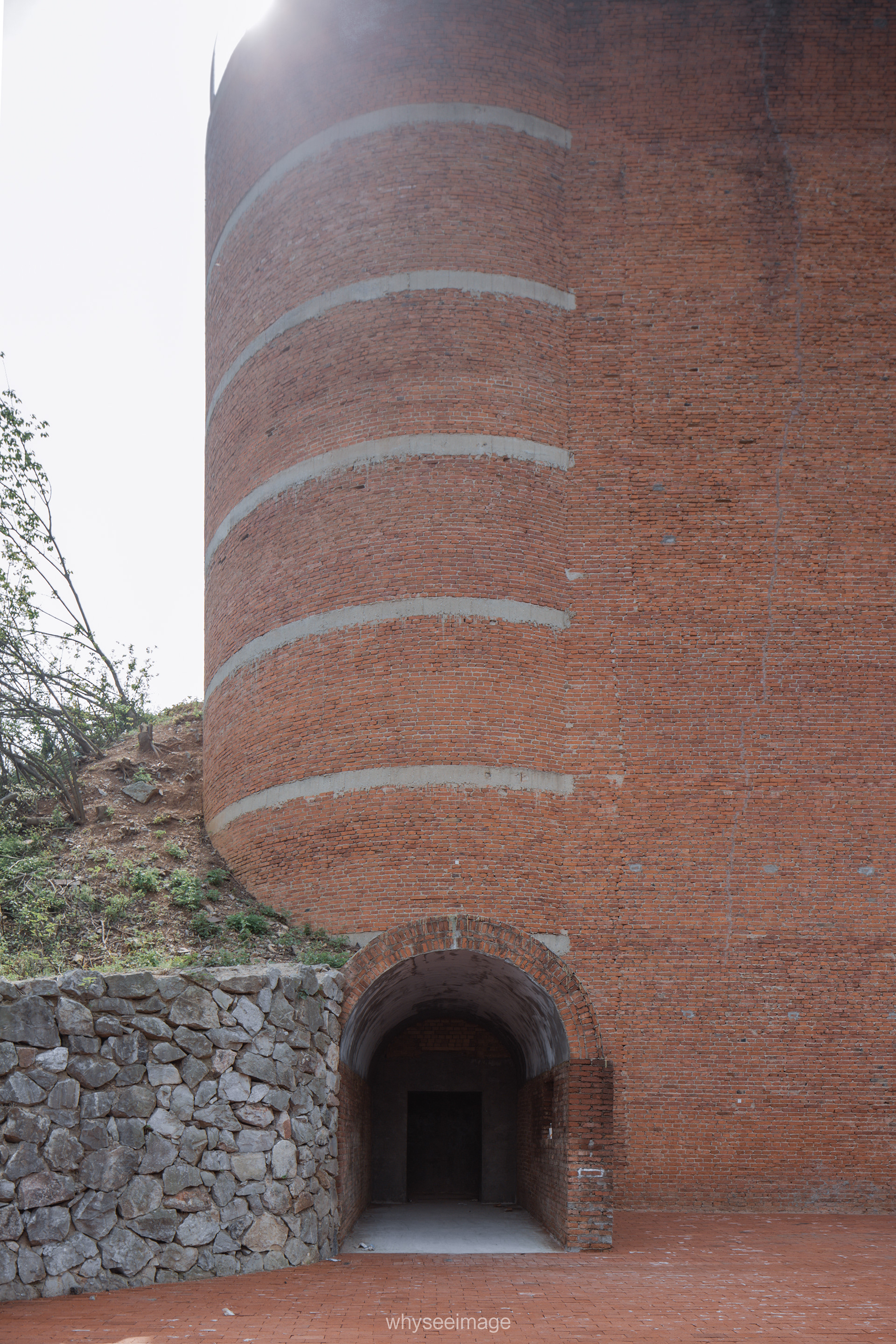 先锋汤山矿坑书店丨中国南京丨东南大学建筑学院&艺合境建筑事务所-32