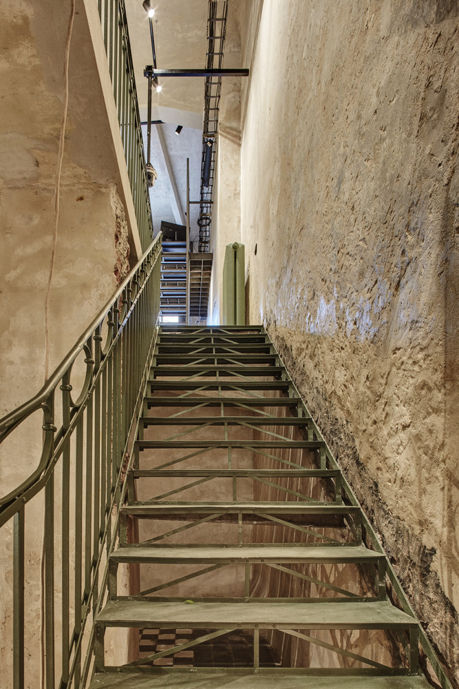 无线电车库丨乌克兰利沃夫-39