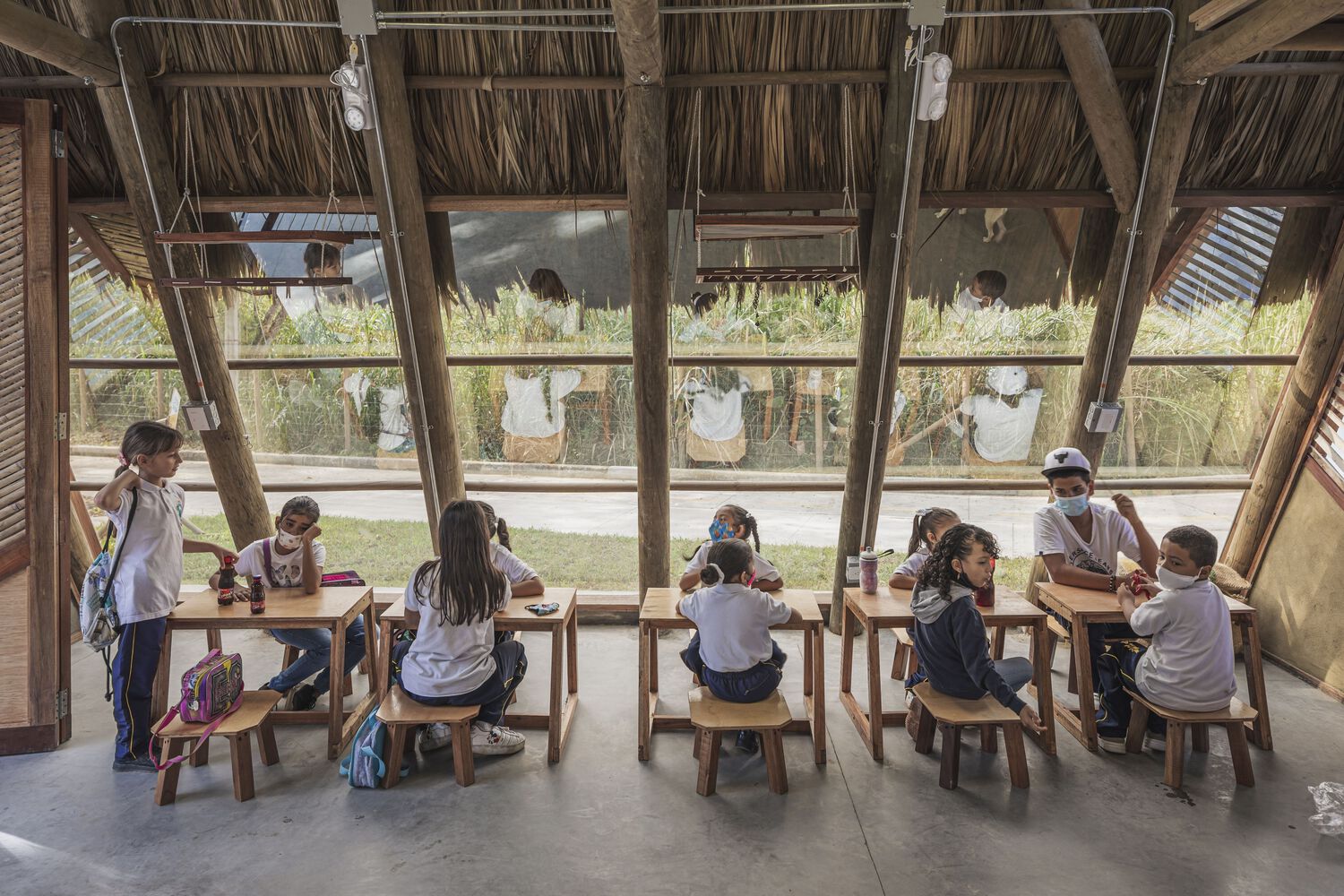 哥伦比亚环保教室丨Plan:b arquitectos-19