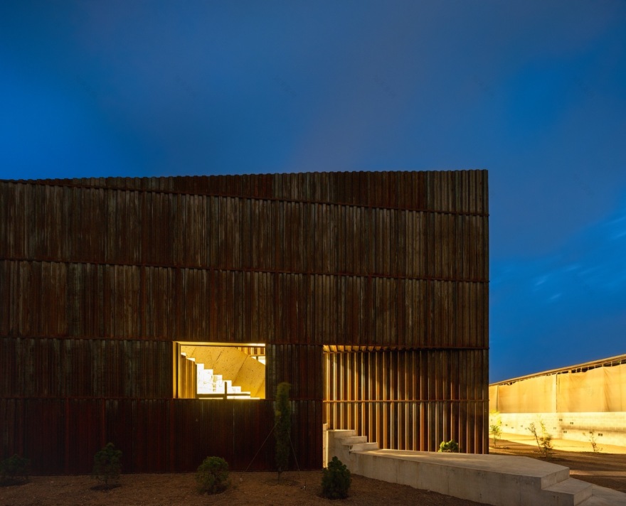 《工人与工厂》《贾德加尔小学》《亚伯拉罕宗教家园》丨伊朗丨Deed Studio-30