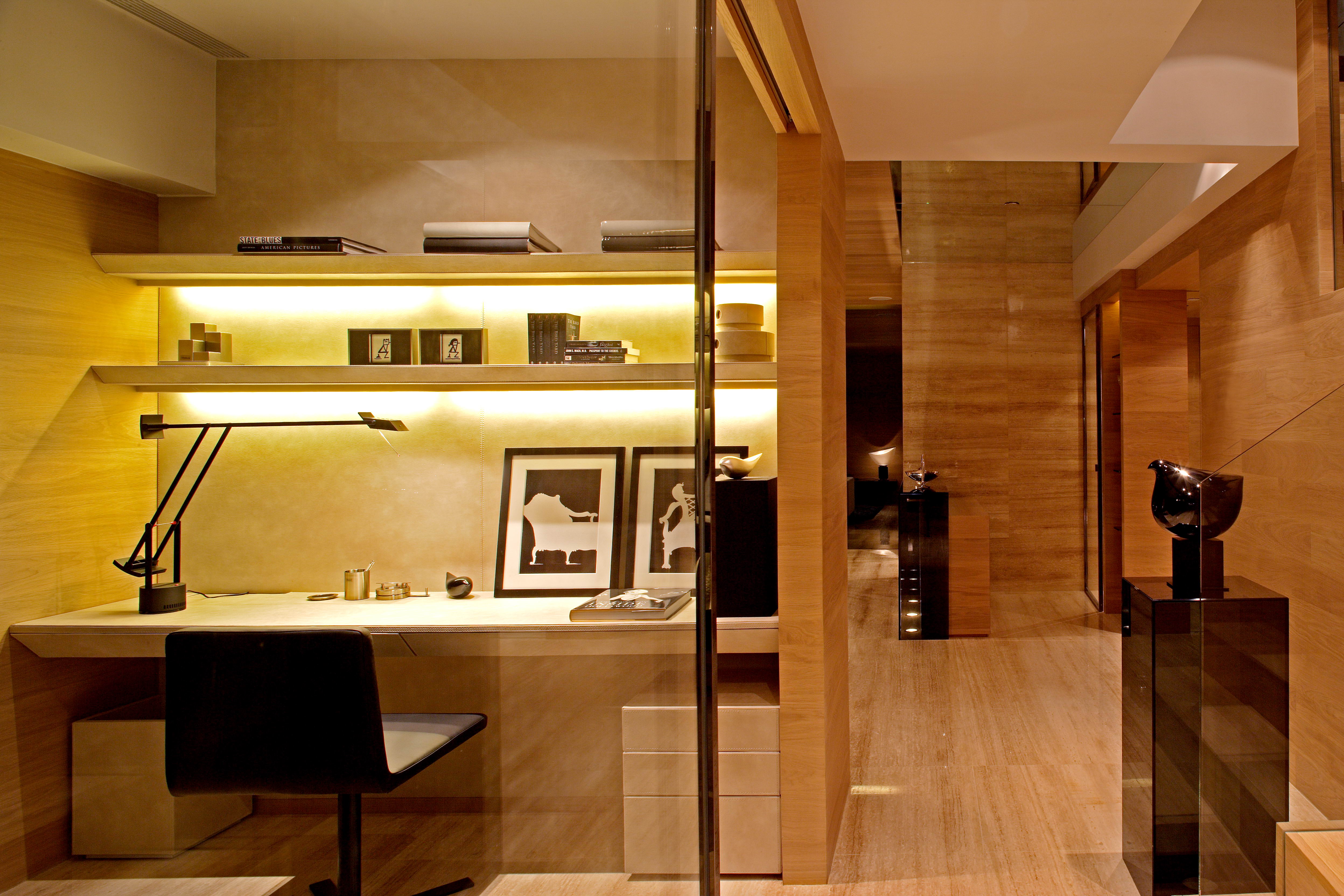 Centre Stage 梁志天-24