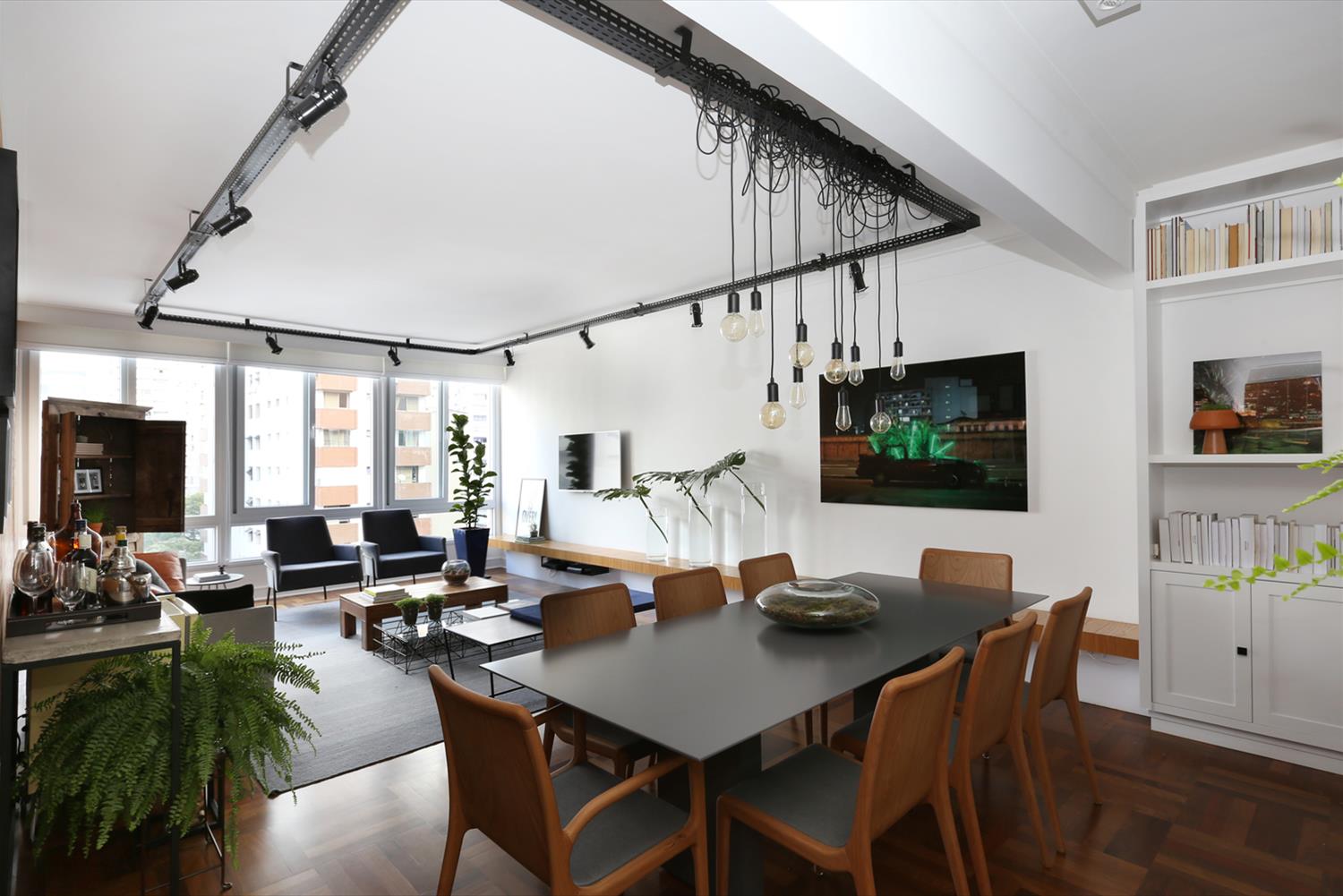 J·E 现代工业风公寓-6