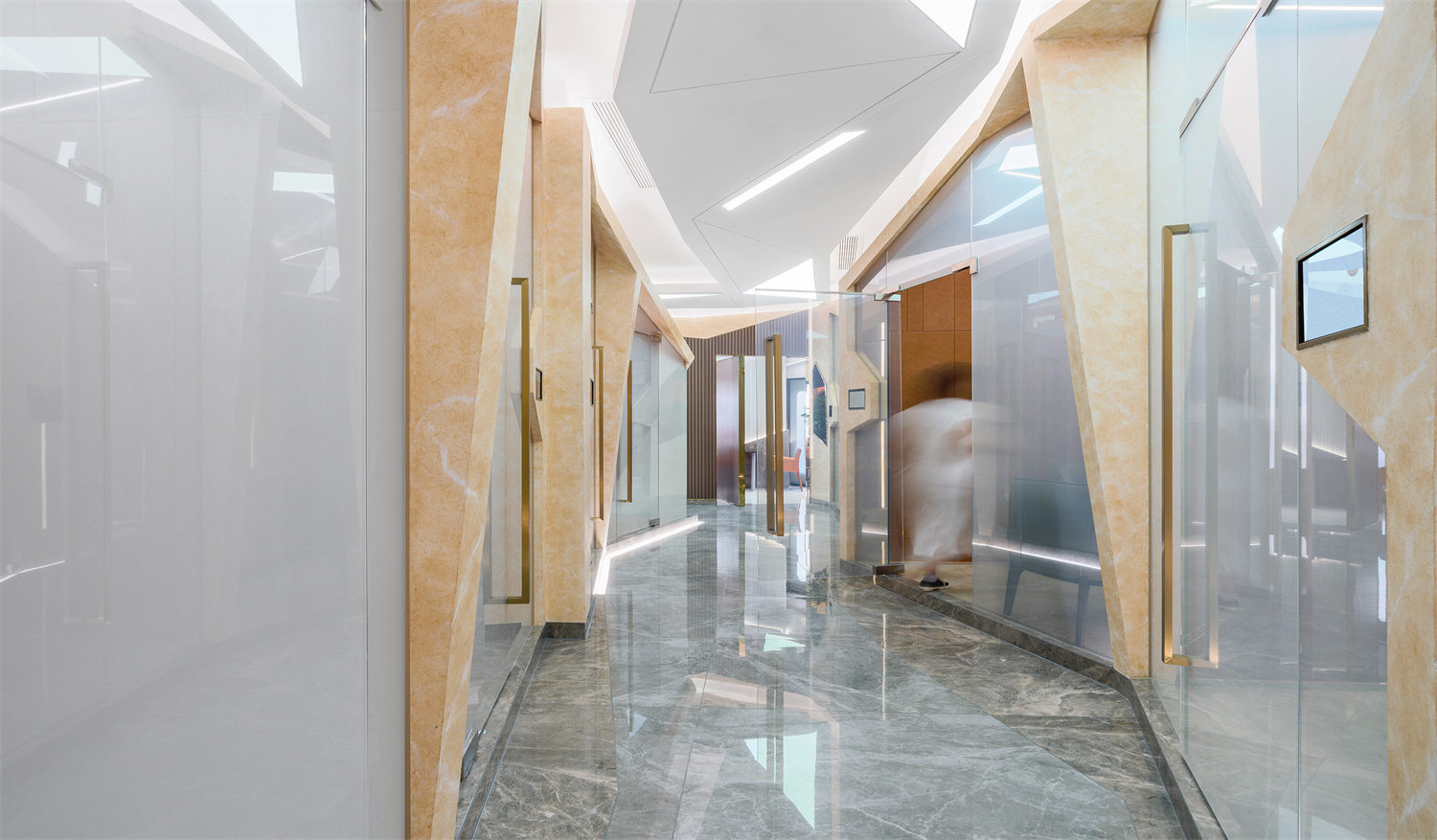 GOLDEN HOUSE 壮源 高端培优中心丨中国上海丨YOUNG H DESIGN 上海研趣品牌设计有限公司-16