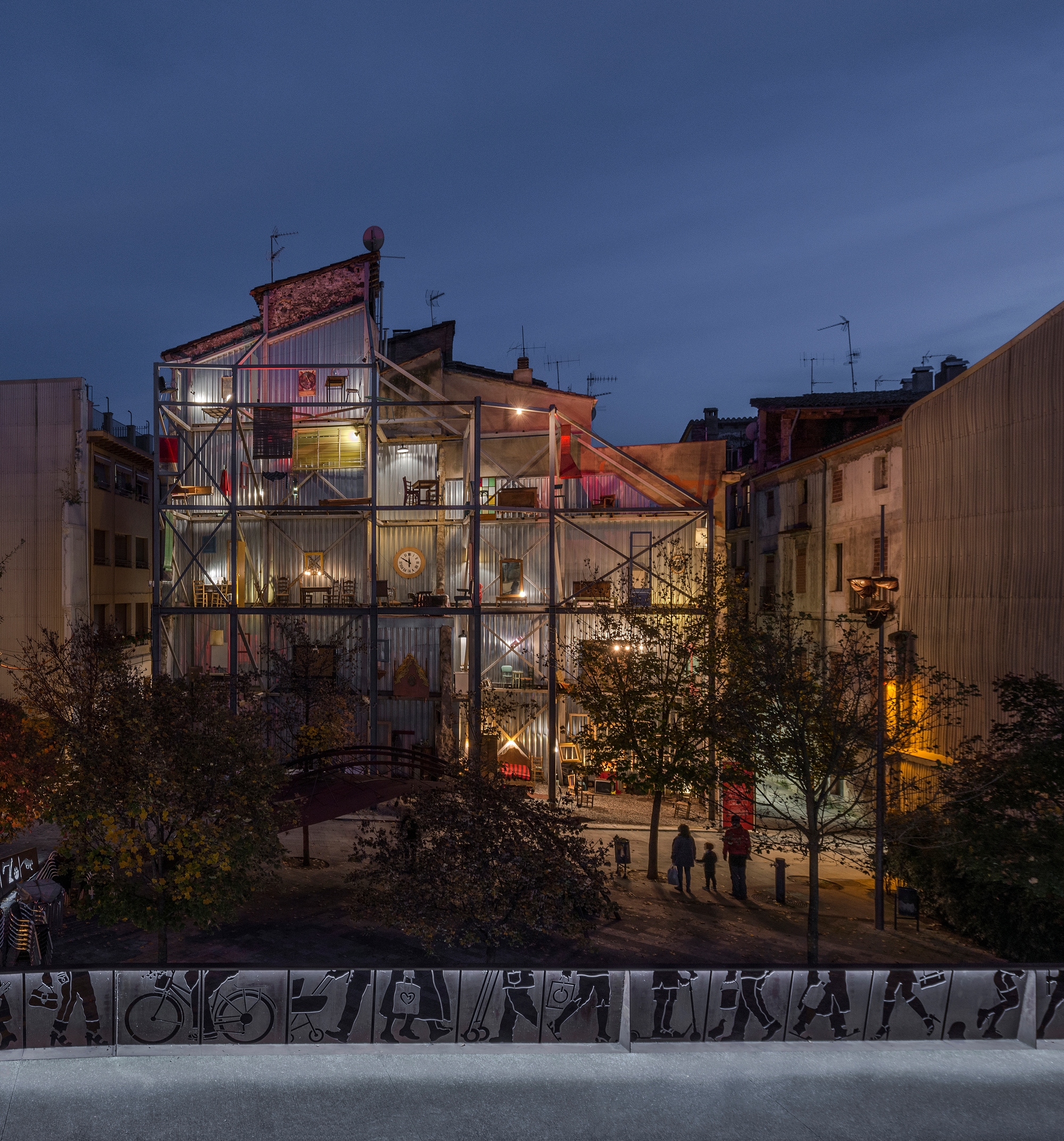 无家可居丨西班牙丨Bayona Studio-24