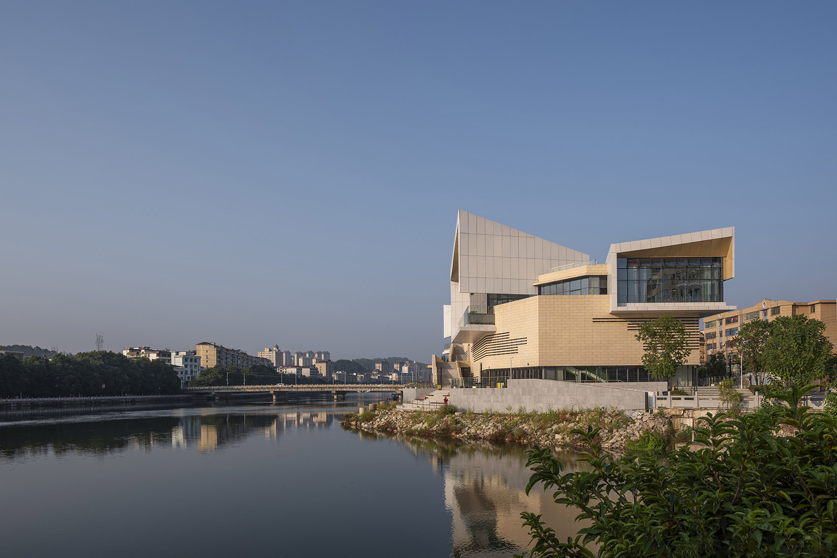 望犹江·熹台丨中国赣州丨埊木设计（CAFA·A城市艺术创新中心）-43