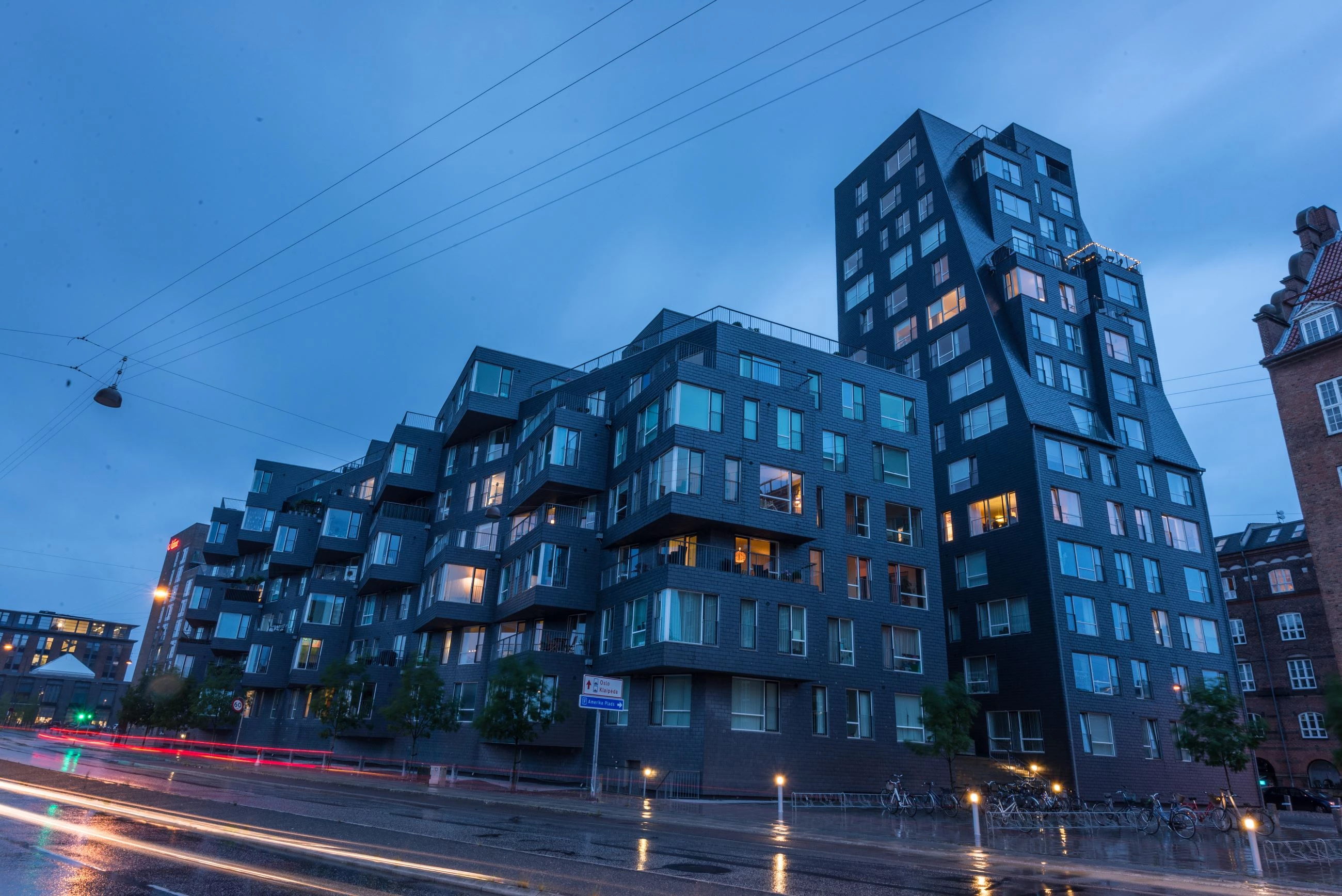 哥本哈根港口的绿色灯塔-23