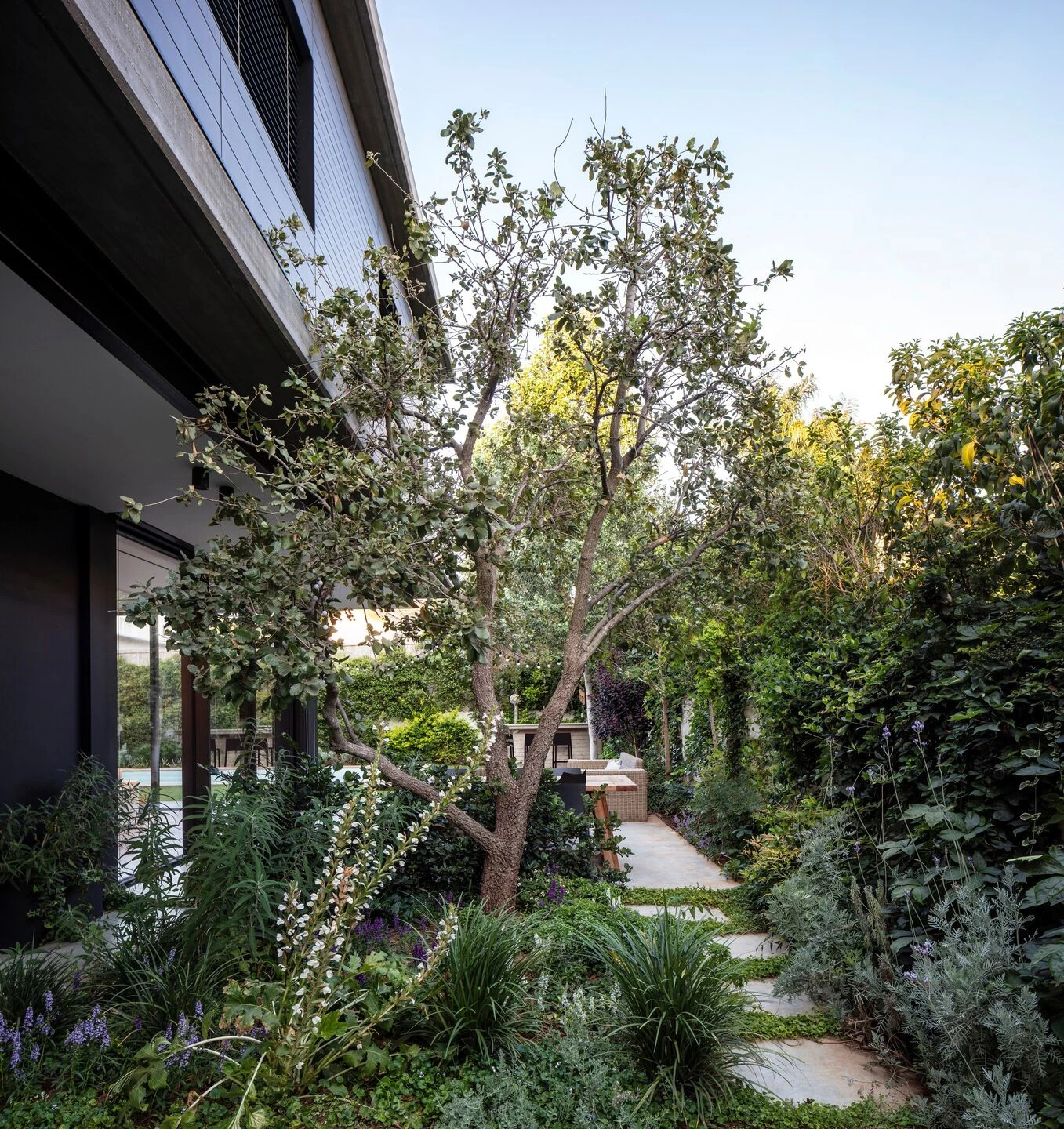 以色列特拉维夫互锁盒子住宅-45