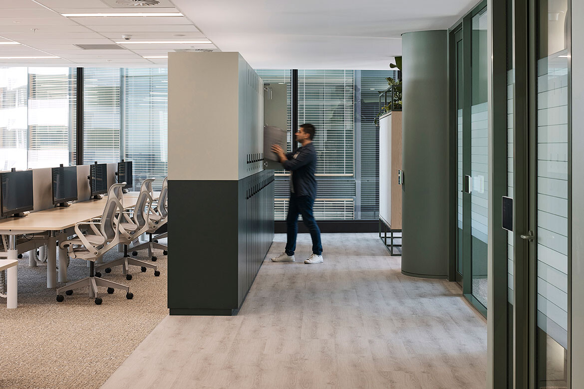 The Crown and the Canopy - Hammond Studio | IndesignLive-14