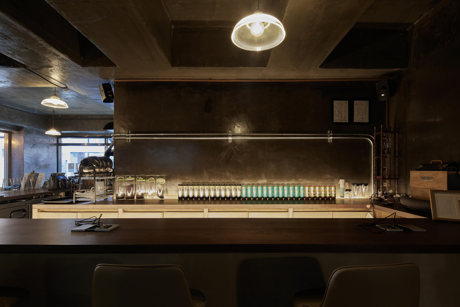 极简风格的 19 平手冲咖啡吧设计-6