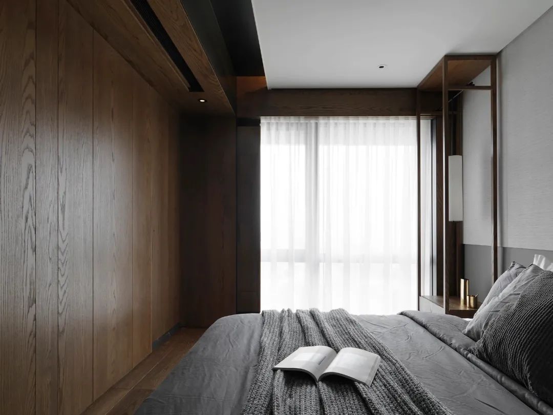 胡桃木+高级灰，纯粹而艺术的现代空间-53